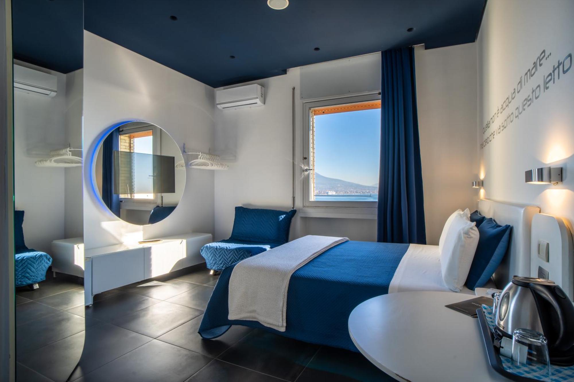 Skyhouse Beverello Неаполь Экстерьер фото